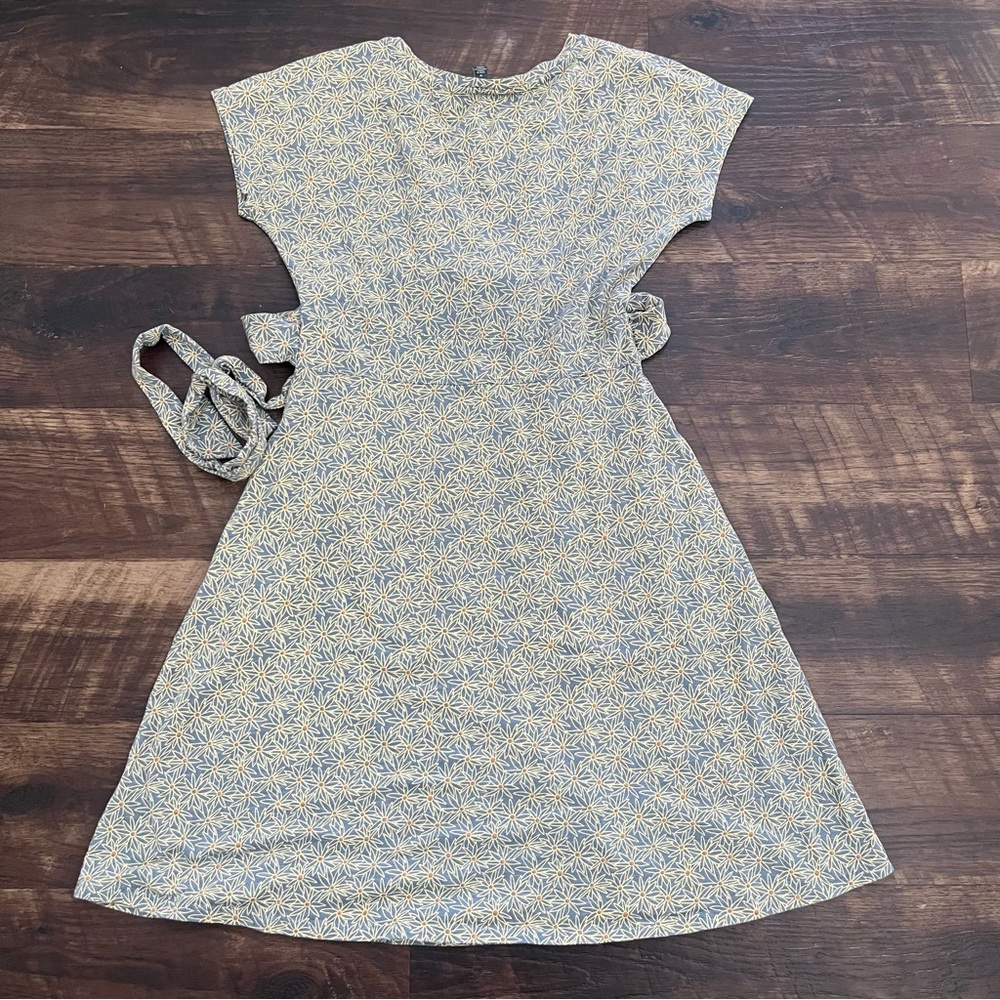Toad & co cue wrap floral soft tie blue gold outdoor dress small - Picture 10 of 10